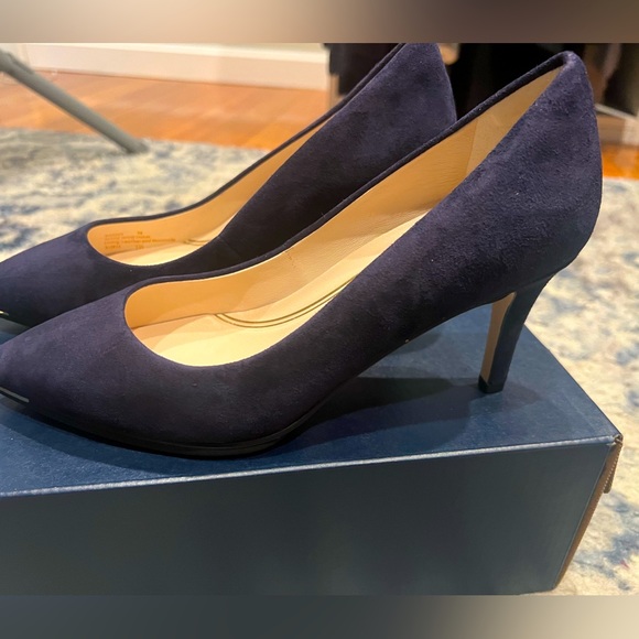 Cole Haan blue pumps - Picture 5 of 5
